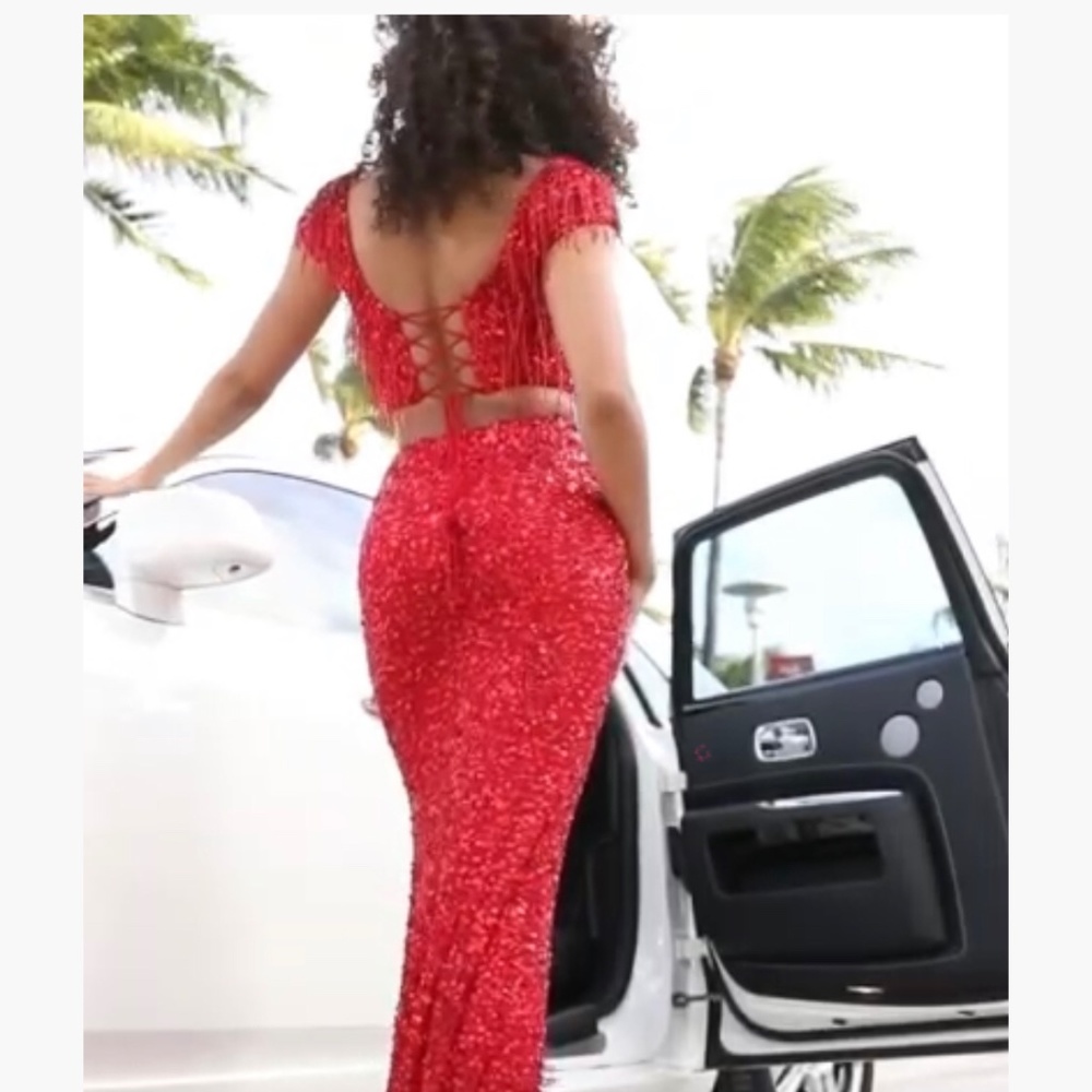 Prom Dress - Picture 3 of 7